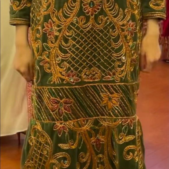 Palestinian tatreez Henna Velvet Dress embroidery w Crystals - Picture 9 of 9